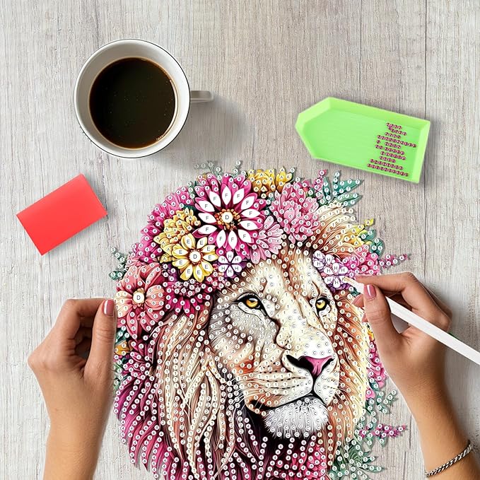 SENQAO Lion Diamond Art Hanging Kits for Adults Kids, Acrylic Diamonds Painting Pendant Board Kit Lion, Diamond Art Painting Window Pendants Home Garden Wall Hanging Kits Hanging Ornament