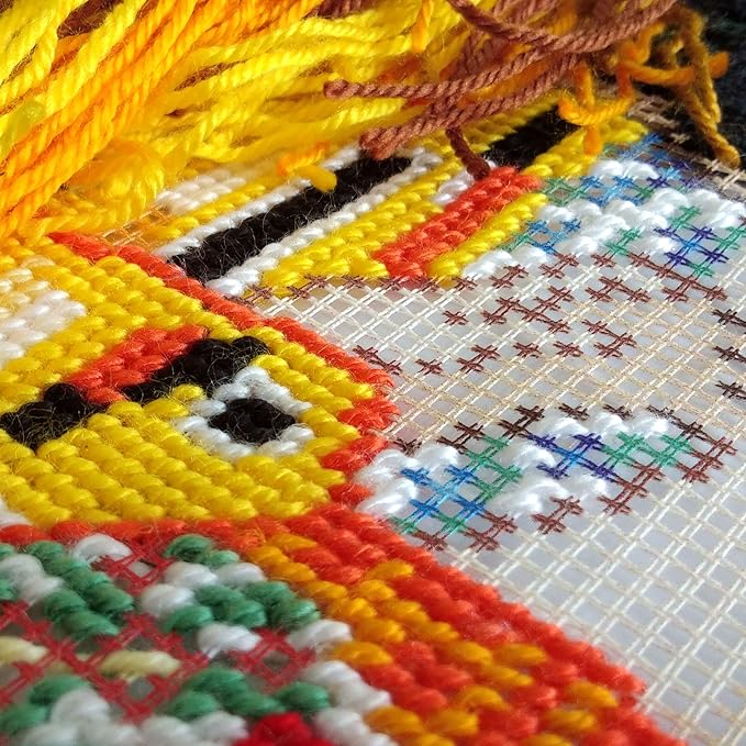 Brvsk Romantic Embroidery Kit for Adults and Beginners — The Kiss by Gustav Klimt 16″ × 16″ with Clear, Precise Printed Design on Cotton Canvas; Includes 2 Needles, Yarn, and Easy-Read Chart