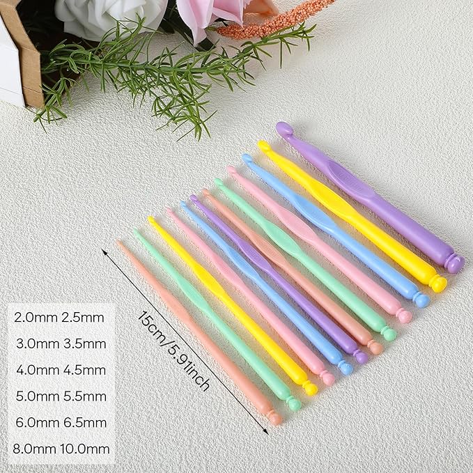 24pcs Plastic Crochet Hooks Set 2.0mm - 10.0mm Ergonomic Crochet Hooks for Arthritic Hands Extra Long Colorful Yarn Crochet Needle DIY Yarn Weaving Tool for Beginner Crocheter Scarf Hat Glove Knitting